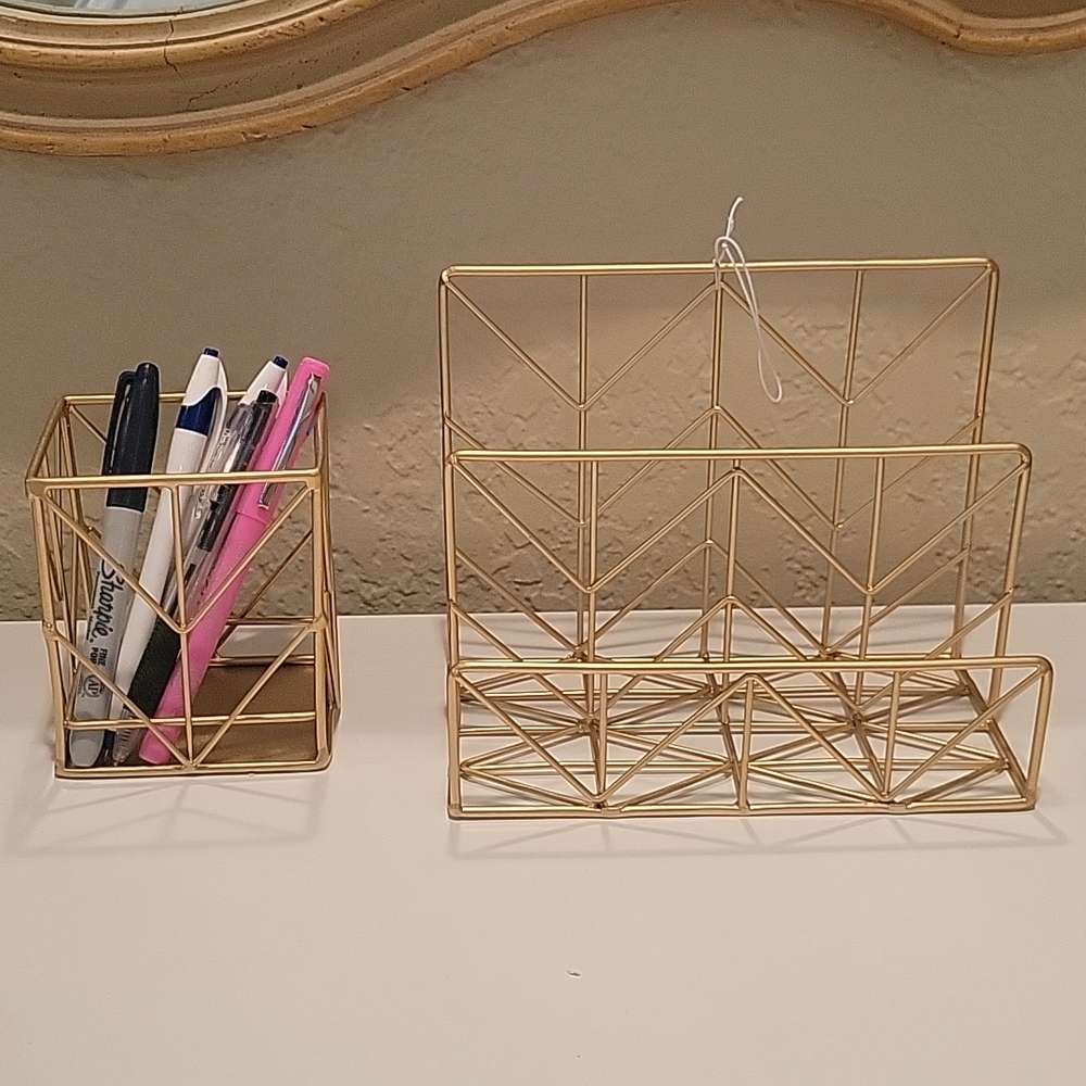 NEW OFFICE DESK FILE HOLDER AND PEN HOLDER GOLD